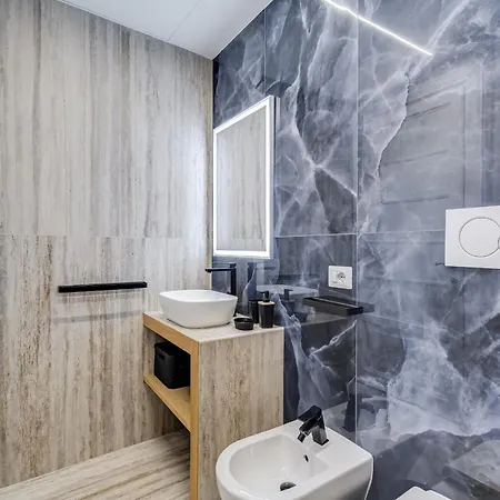 Bmga L Gracchi Lux Lovely 3bdr