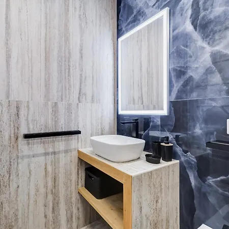 Bmga L Gracchi Lux Lovely 3bdr *